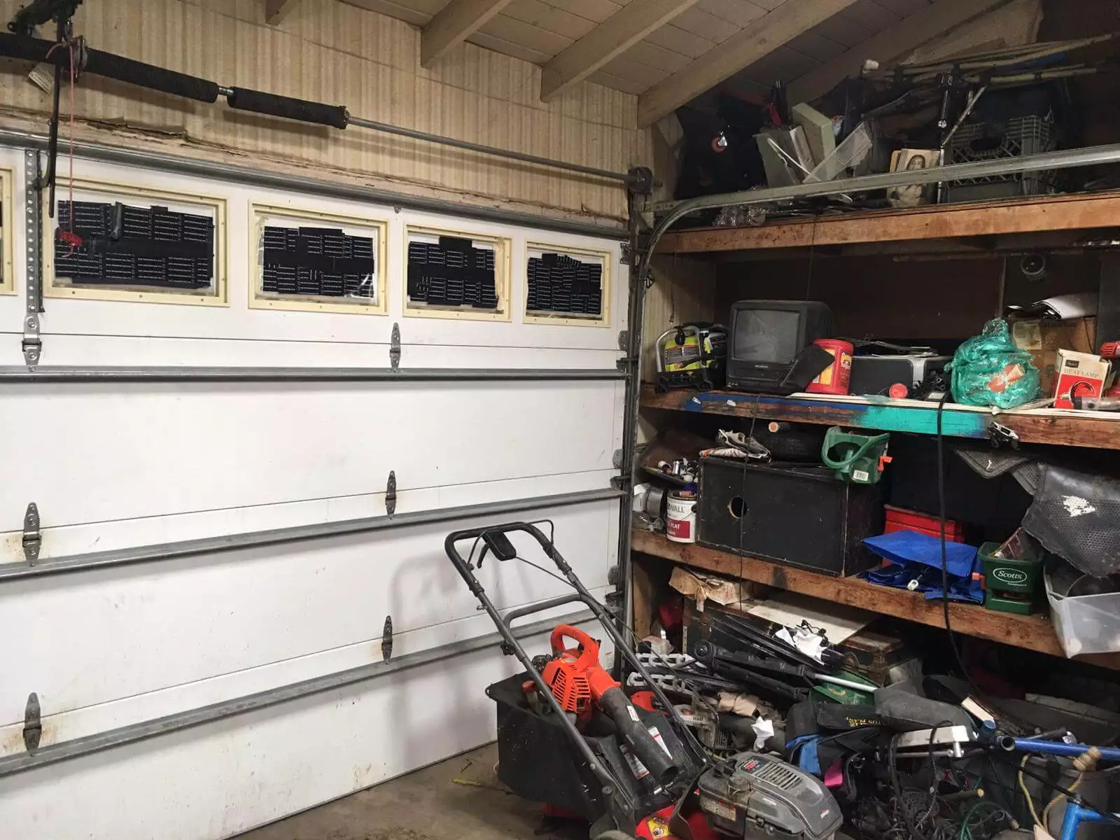 garage-door-spring-repair-Yorktown